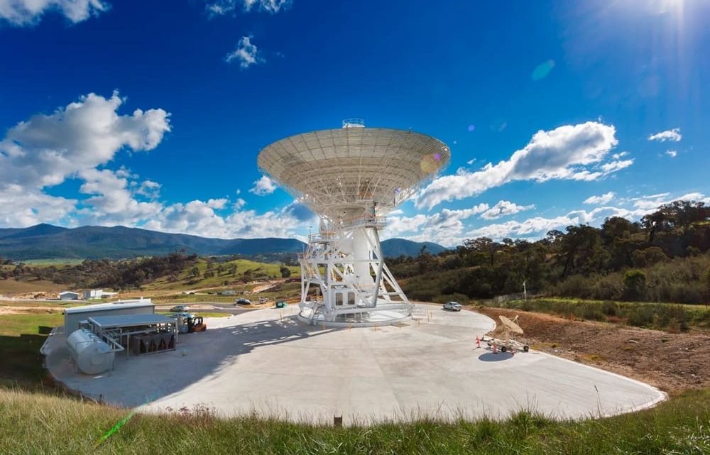 La NASA celebra su aniversario junto a The Beatles enviando “Across the Universe” al espacio profundo.